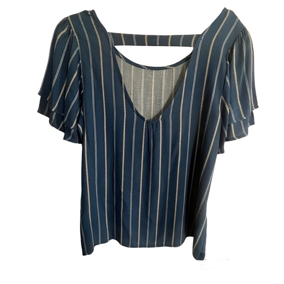 ηεω twenty second Pin-Stripe Open-Back Flutter-Sleeve Lightweight Scoop-Neck Top - Picture 2 of 11